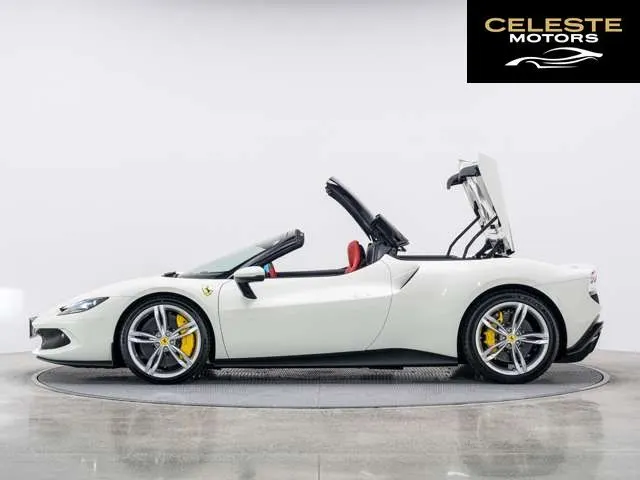 FERRARI 296GTS 2025 — photo 5 sur 8