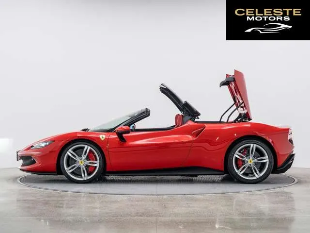 FERRARI 296GTS 2025 — photo 5 sur 8