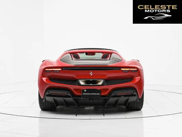 FERRARI 296GTS 2025 — photo 2 sur 8