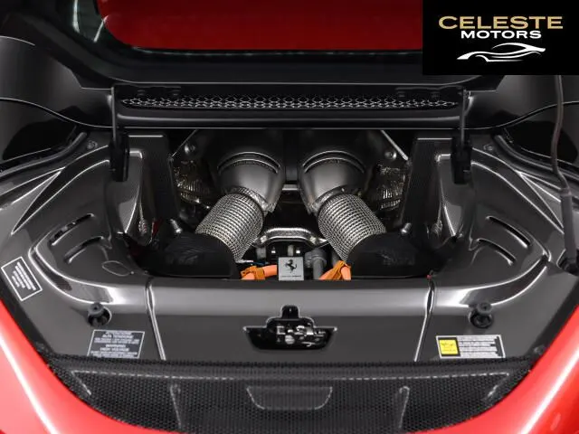 FERRARI 296GTS 2024 — photo 6 sur 8