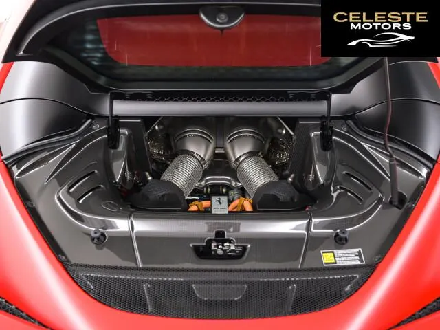 FERRARI 296GTS 2024 — photo 6 sur 8