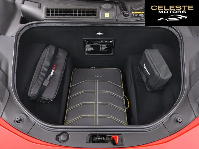 FERRARI 296GTS 2024 — photo 7 sur 8