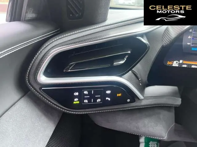 FERRARI 296GTS 2023 — photo 6 sur 8