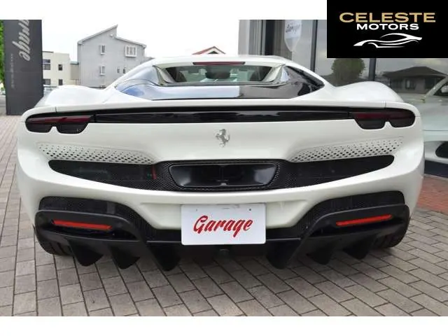 FERRARI 296GTS 2024 — photo 7 sur 8