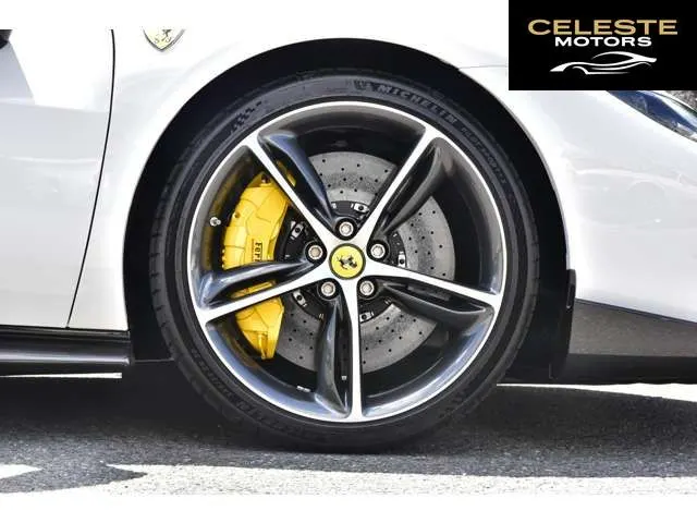 FERRARI 296GTS 2024 — photo 7 sur 8