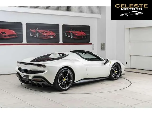 FERRARI 296GTS 2024 — photo 4 sur 8