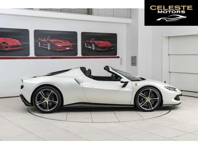 FERRARI 296GTS 2024 — photo 6 sur 8