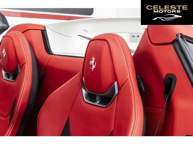 FERRARI 296GTS 2025 — photo 2 sur 8