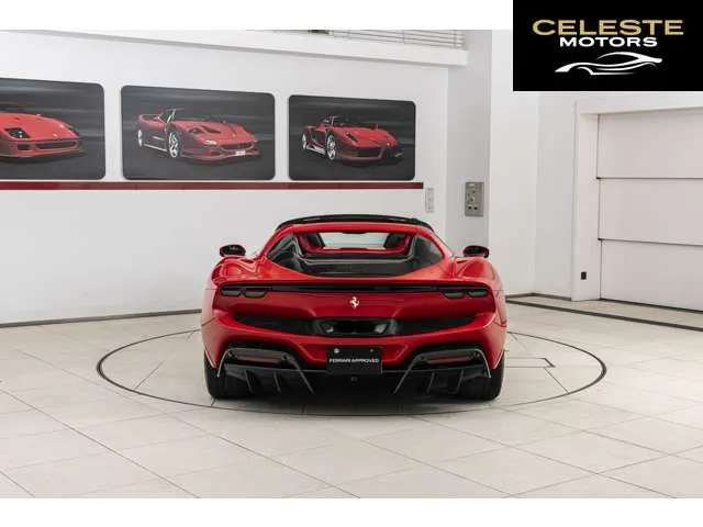 FERRARI 296GTS 2024 — photo 6 sur 8
