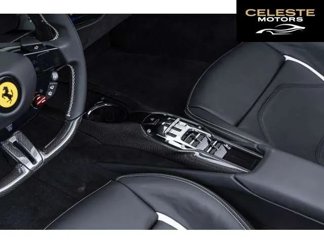 FERRARI 296GTS 2024 — photo 3 sur 8