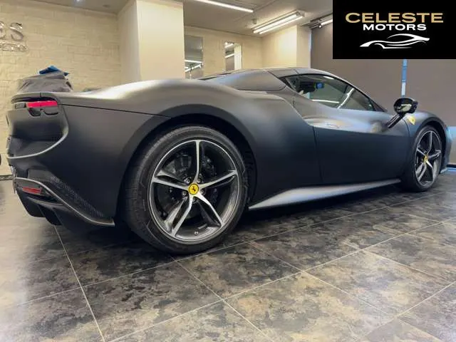 FERRARI 296GTS 2024 — photo 2 sur 8