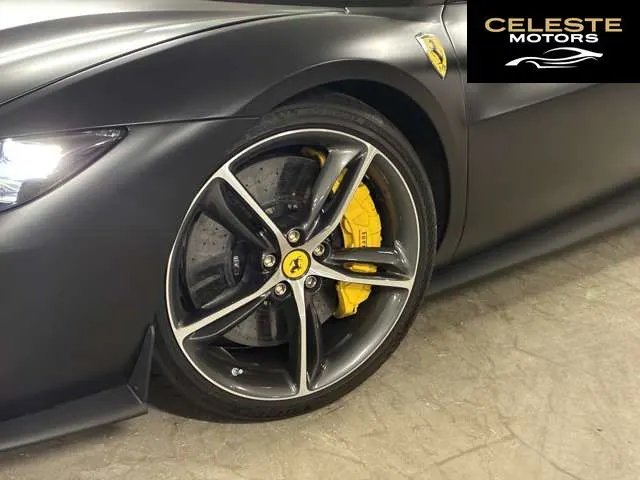 FERRARI 296GTS 2024 — photo 8 sur 8