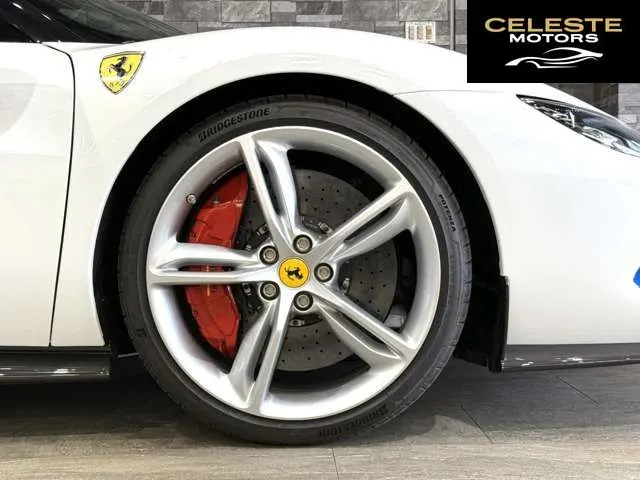 FERRARI 296GTS 2023 — photo 7 sur 8