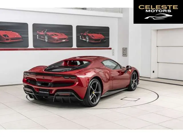 FERRARI 296GTS 2025 — photo 6 sur 8