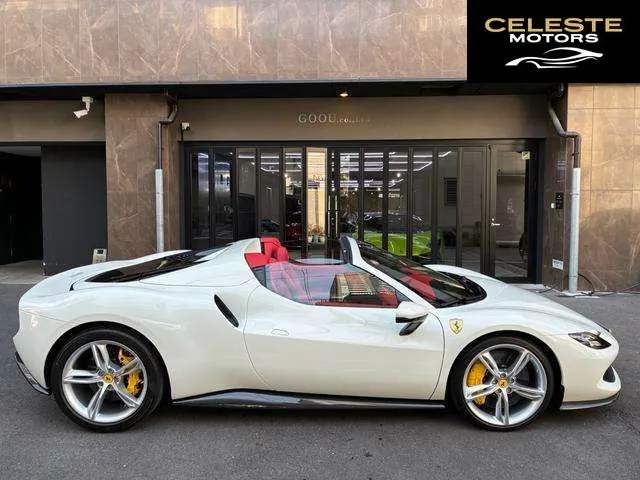 FERRARI 296GTS 2024 — photo 1 sur 8