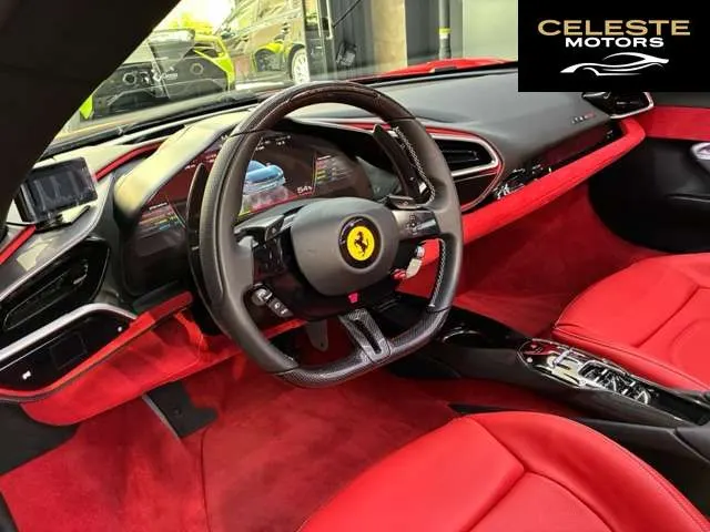 FERRARI 296GTS 2025 — photo 6 sur 8