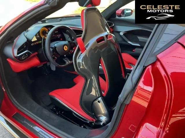 FERRARI 296GTS 2024 — photo 7 sur 8