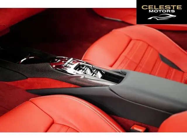 FERRARI 296GTS 2025 — photo 8 sur 8