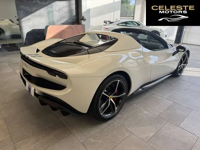 FERRARI 296GTS 2025 — photo 3 sur 8