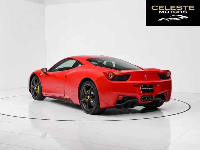 FERRARI 458 Italia 2010 — photo 6 sur 8