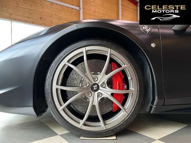 FERRARI 458 Spider 2013 — photo 4 sur 8
