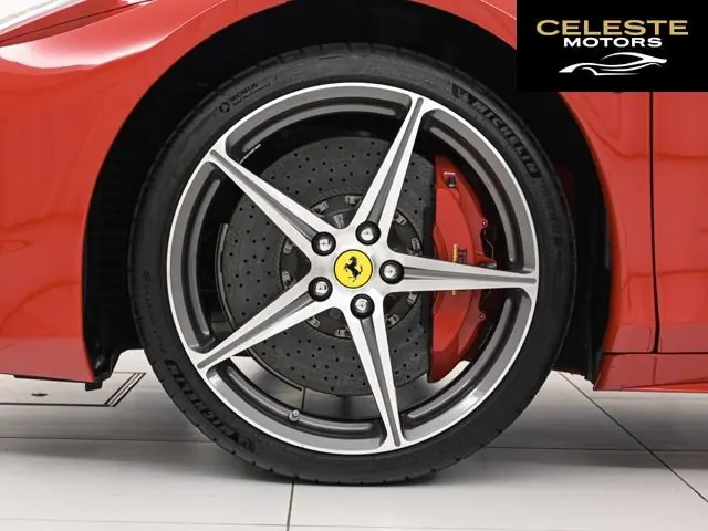 FERRARI 458 Italia 2015 — photo 5 sur 8