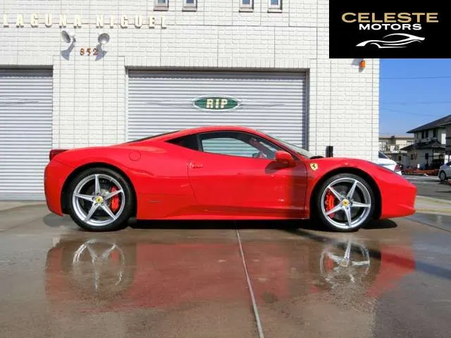 FERRARI 458 Italia 2012 — photo 2 sur 8