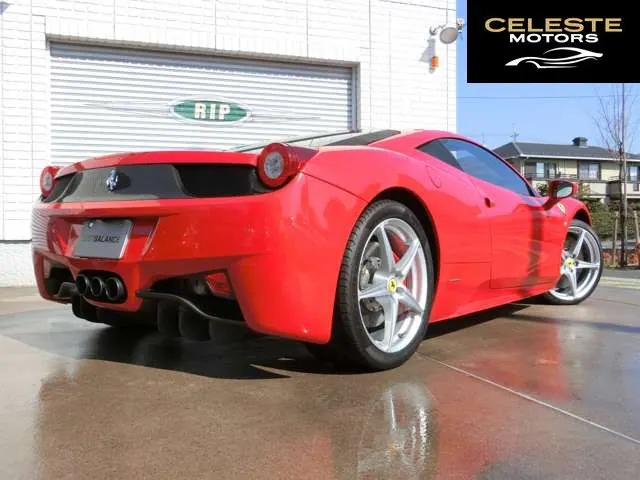 FERRARI 458 Italia 2012 — photo 5 sur 8