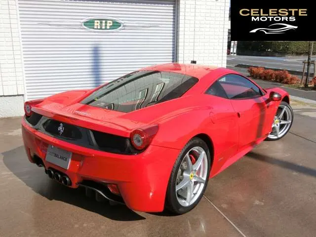 FERRARI 458 Italia 2012 — photo 7 sur 8