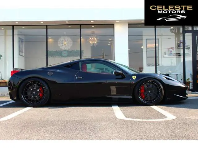 FERRARI 458 Italia 2011 — photo 4 sur 8