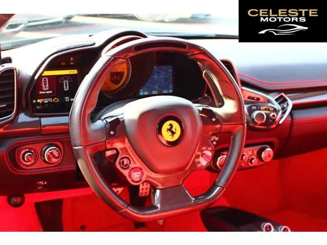 FERRARI 458 Italia 2011 — photo 5 sur 8