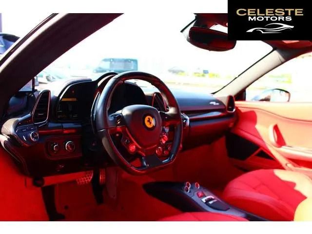FERRARI 458 Italia 2011 — photo 6 sur 8