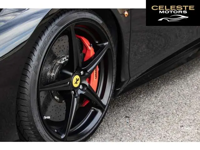 FERRARI 458 Italia 2010 — photo 8 sur 8