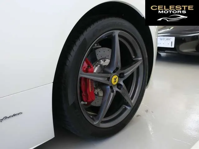 FERRARI 458 Spider 2015 — photo 3 sur 8