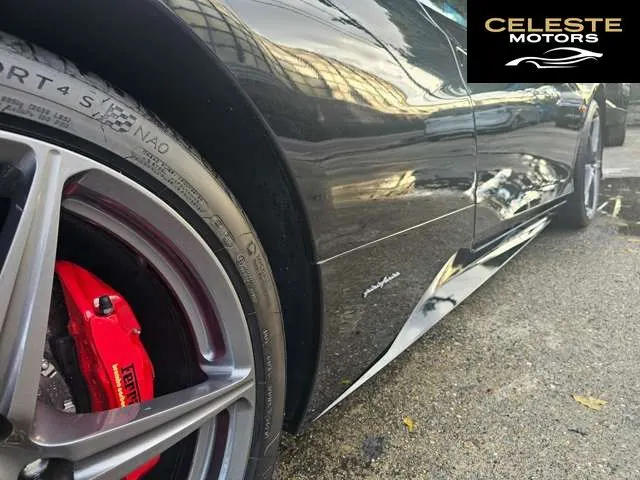 FERRARI 458 Spider 2012 — photo 3 sur 8