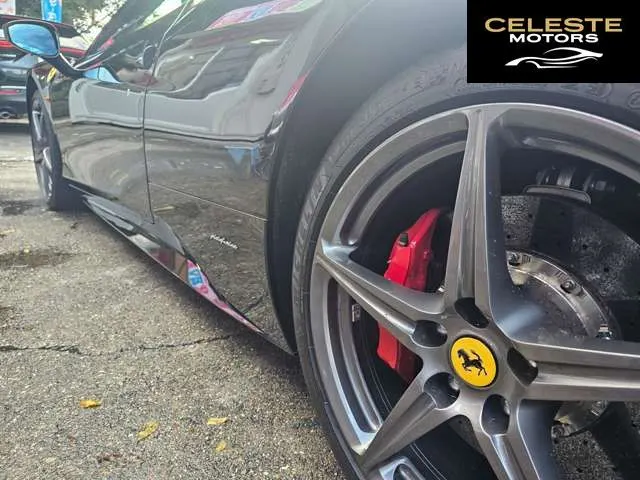 FERRARI 458 Spider 2012 — photo 4 sur 8