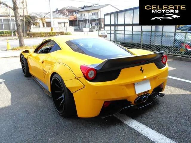 FERRARI 458 Italia 2010 — photo 3 sur 8
