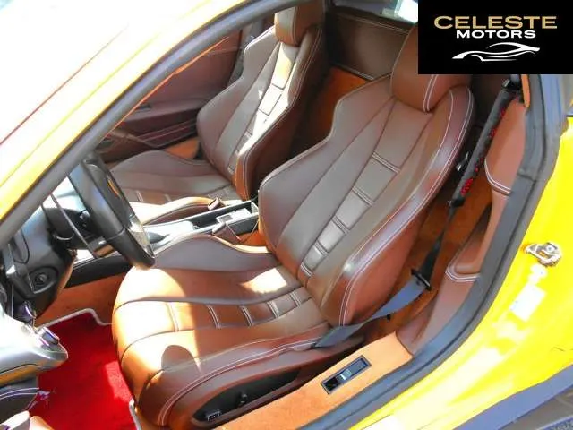 FERRARI 458 Italia 2010 — photo 6 sur 8