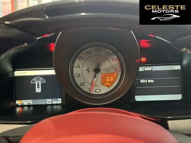FERRARI 458 Spider 2014 — photo 2 sur 8