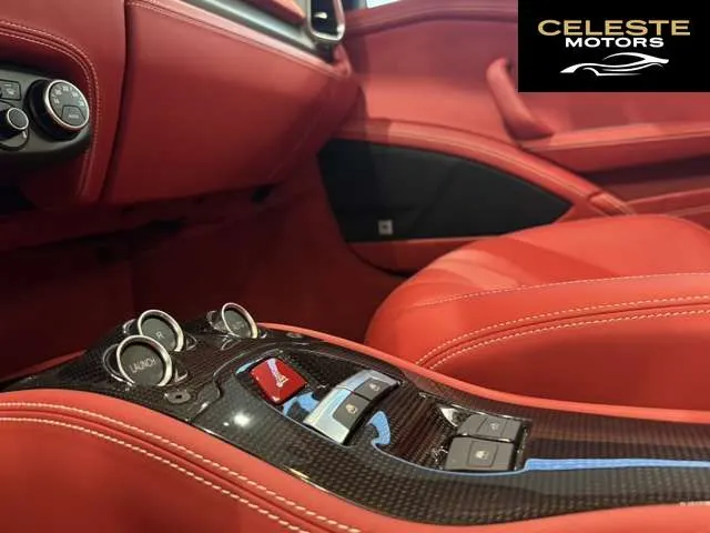 FERRARI 458 Spider 2014 — photo 8 sur 8
