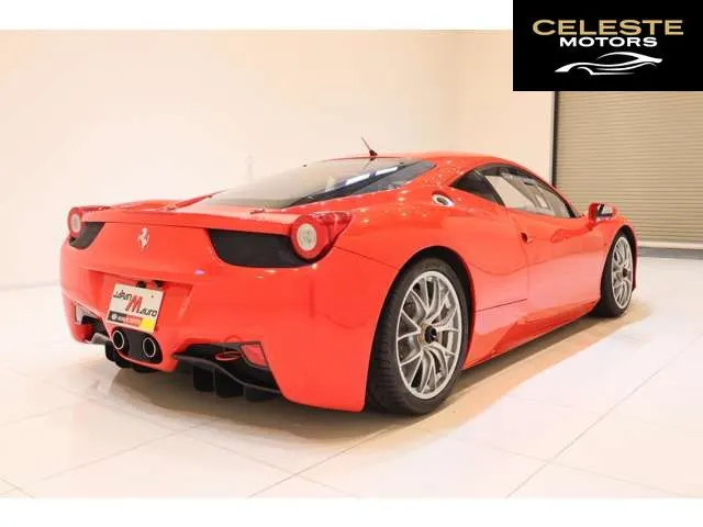 FERRARI 458 Italia 2015 — photo 3 sur 8