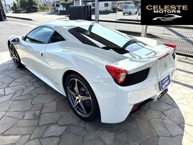 FERRARI 458 Italia 2013 — photo 5 sur 8