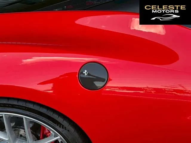 FERRARI 458 Italia 2010 — photo 5 sur 8