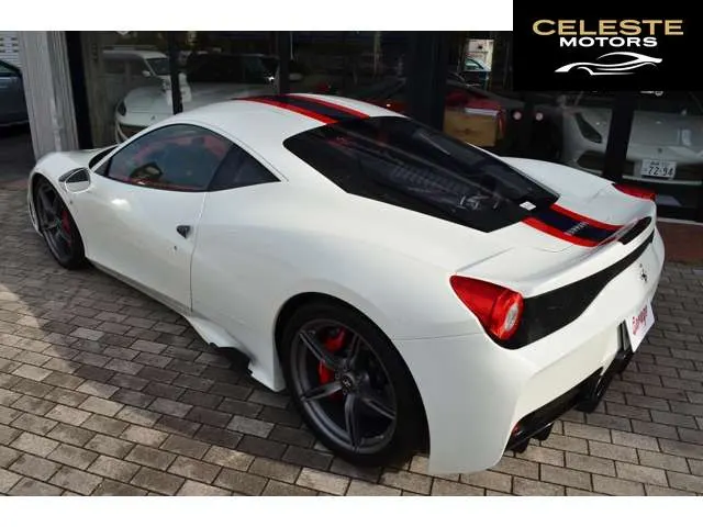 FERRARI 458 Speciale 2014 — photo 4 sur 8
