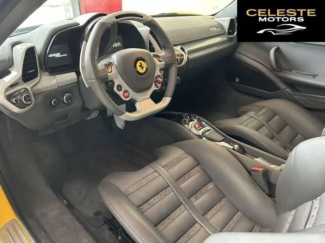FERRARI 458 Italia 2013 — photo 2 sur 8
