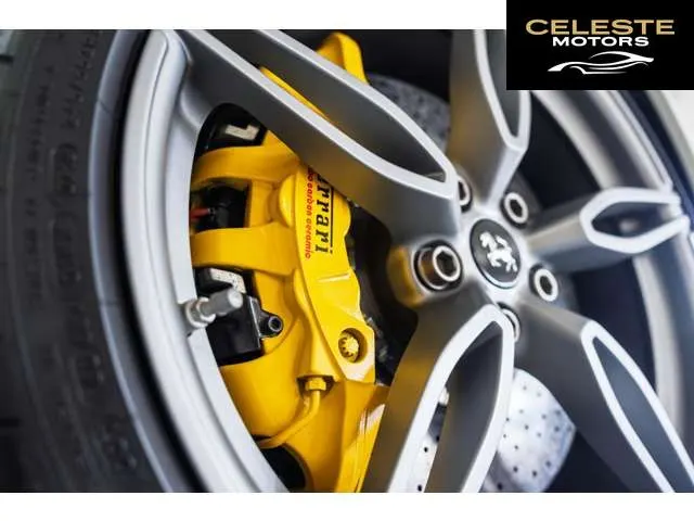 FERRARI 458 Speciale 2015 — photo 2 sur 8