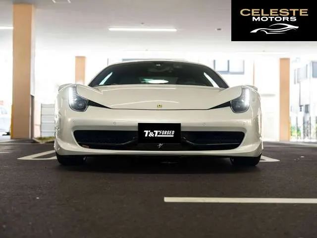 FERRARI 458 Italia 2013 — photo 2 sur 8