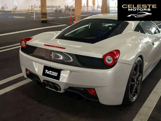 FERRARI 458 Italia 2013 — photo 6 sur 8