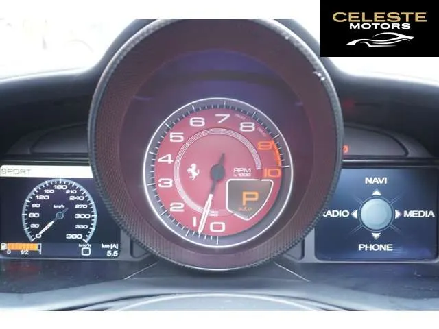 FERRARI 458 Spider 2014 — photo 7 sur 8