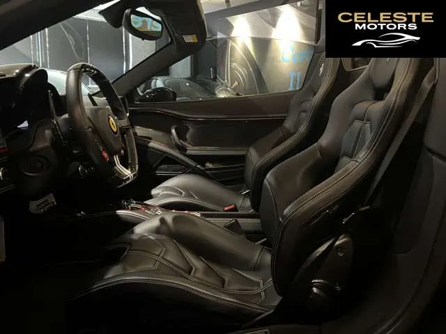 FERRARI 458 Spider 2012 — photo 4 sur 8